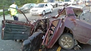 Watch Fatal Car Accidents in Russia Video