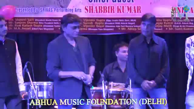 Watch Tumse Milkar Na Jane Kyun By Shabbir Kumar LIVE Video