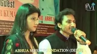 Watch Mujhe Choo Rahi Hain LIVE By Anil Abhua & Shivangi Sharma Video