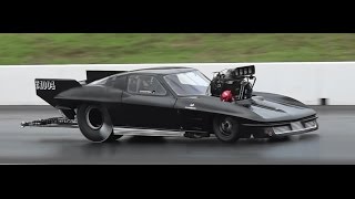 Watch JEFF WILSON SCF RACE CARS CORVETTE DOORSLAMMER 6.13 @ 222 MPH SYDNEY DRAGWAY Video