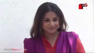 Watch Vidya Balan Clicked At The MAMI Mumbai Film Festival Video