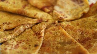 Watch Puran Poli - Diwali Recipe Video