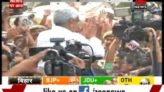 Watch Shiv Sena magazine Saamana praises Nitish Kumar, condemns PM Modi Video