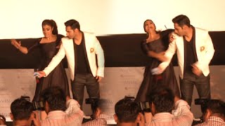 Watch VIDEO OMG | Kajol Falls Badly On Stage, Varun Dhawan Comes To Rescue Video