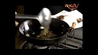 Watch Saboodana Food Recipe - Fruit Cream & Sabudana Ki Namkeen - Smart Kitchen Video