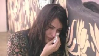 Watch Bigg Boss 9: Mandana Karimi to LEAVE The Show Midway Video