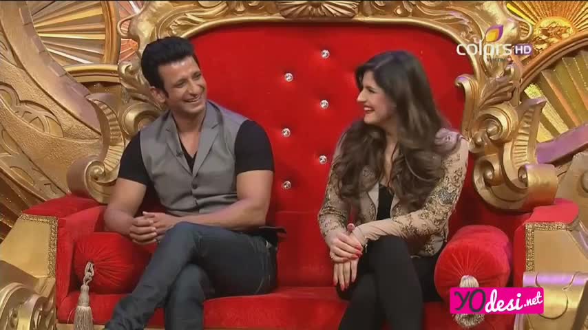 Watch Comedy Nights Bachao - Zareen Khan & Daisy Shah - 21st November 2015 - Part 2/4 Video