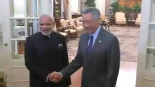 Watch PM Narendra Modi meets Singapore PM Lee Hsien Loong Video