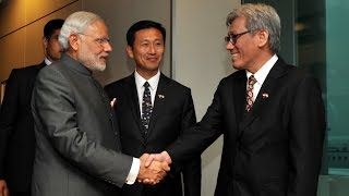 Watch PM Modi arrives at Changi Airport in Singapore Video