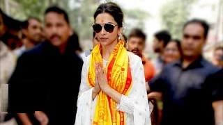 Watch (VIDEO) Deepika Padukone Seeks Blessigs At Siddhivinayak Temple For Tamasha Video