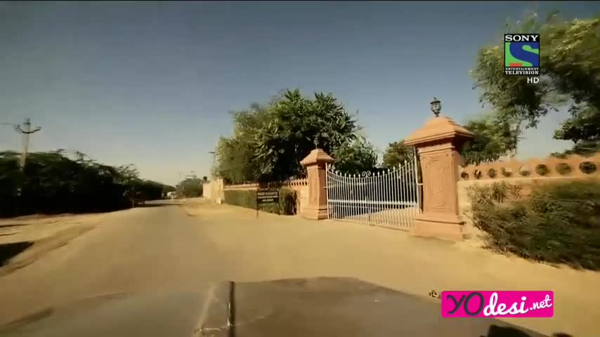 Watch Crime Patrol Satark - Episode 616 - 1st December 2015 - Mohre 2 - Part 2/3 Video