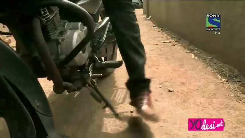 Watch Crime Patrol (Dial 100) - Episode 35 - 3rd December 2015 - Mrigtrishna 2 - Part 2/3 Video