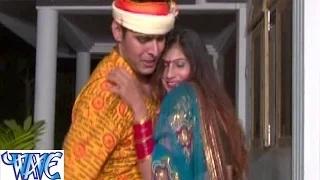 Watch Aaj Bhukhal Bani | Rakesh Dublua | Bhojpuri Hot Song Video