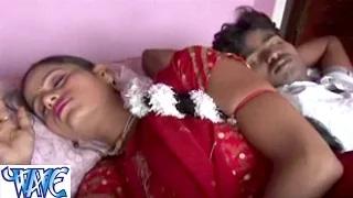 Watch Machhar Chusata Ras Mor Jawani Ke | Baneli VIP | Rajnish Raja | Bhojpuri Hot Song Video