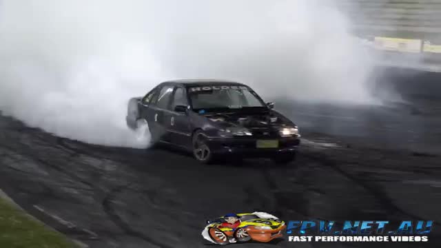 Watch RACE 4 REAL BURNOUTS SYDNEY DRAGWAY Video