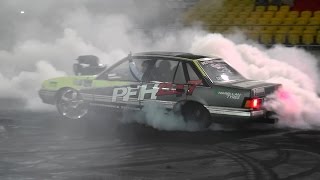 Watch MILF MOTOR EX CRUISE FOR CHARITY 12 SMASHING TYRES AT SYDNEY DRAGWAY Video