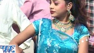 Watch Nari Bina Na Bhakti Na Puri || Kothawa Se Bilariya Bole || Bhojpuri Hot Song Video