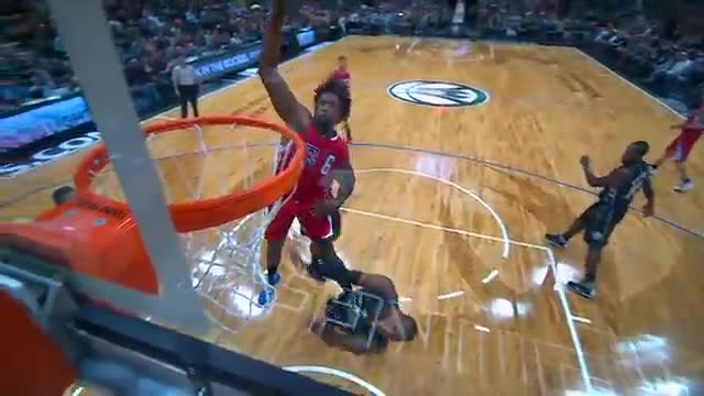 Watch NBA: DeAndre Jordan Extends for a MONSTER Jam! Video