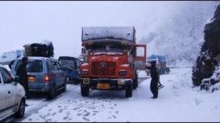 Watch Srinagar Jammu national highway closed due to inclement weather, tourists stranded Video