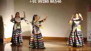 Watch Rajasthani Folk Dance Artist | Kalbeliya Dance Video