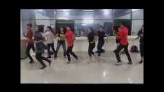 Watch Dhating Naach Superb Bollywood Dance by Dance FlooR StudiO Video