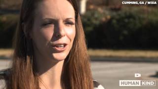 Watch Big surprise tip changes Christmas for single mom Video