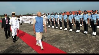 Watch PM Modi inspecting the Guard of Honour at the ceremonial welcome, at Kochi, Kerala Video