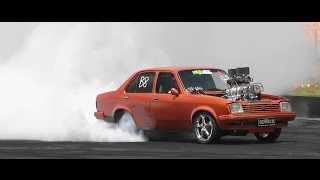 Watch GEMSKID AT TRIPLE CHALLENGE BURNOUTS SYDNEY DRAGWAY Video