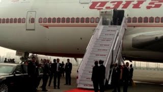 Watch PM Modi leaves for Russia, Putin to hold dinner in the evening Video