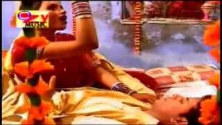 Watch Sejiya Mahak Uthi Raat Me || Bhojpuri Hot Songs || Manjari Madhur Video