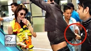 Watch Urvashi Rautela's FUNNY Video At Airport Video