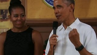Watch The Obamas Visit Troops on Christmas Day Video