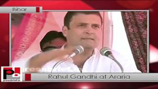 Watch Bihar polls: At Araria, Rahul Gandhi lashes out at Modi Video