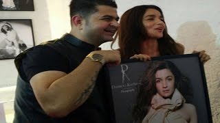 Watch Daboo Ratnani Calendar Launch 2016 | Shahrukh Khan, Alia Bhatt, Sunny Leone & MORE! Video