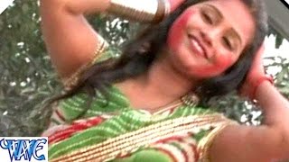 Watch Bhauji Tani Khol Ke Dekha Da Ka Ba Choliya Me || Pichkari Sadhe Teen Bita Ke || Bhojpuri Hot Holi Songs Video