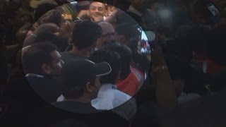 Watch John Abraham gets MOBBED Video
