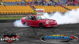 Watch VK4WAR COMMODORE AT BURNOUT OUTLAWS Video