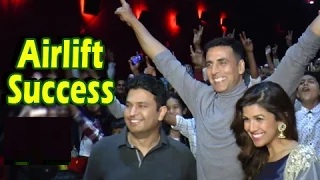 Watch Akshay Kumar Reacts On Airlift Movie Success, Interacts With Fans Video