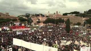Watch Italy Protest Against Legalizing Gay Unions Video