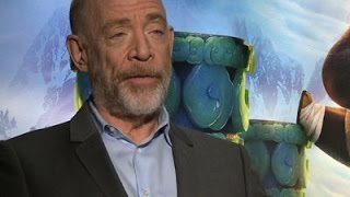 Watch Oscar Talk With J.K. Simmons Video