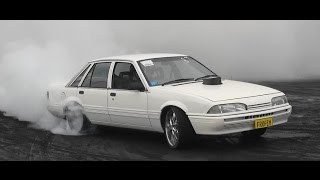 Watch FROFEM V8 COMMODORE BURNOUT AT SYDNEY DRAGWAY Video