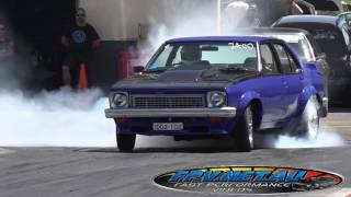 Watch DOZ10Z V8 TORANA AT SYDNEY DRAGWAY Video