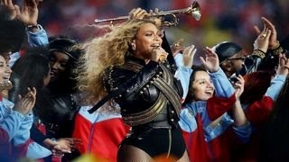 Watch Beyonce's Super Bowl 50 Performance Was Amazing Video