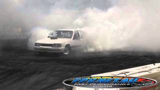 Watch VK COMMODORE GO TO WHOA & BURNOUTS AT KANDOS 2016 Video