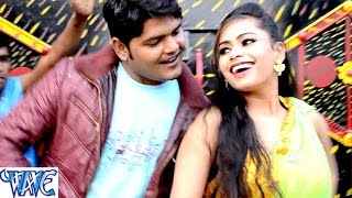 Watch Aail Fagun Mast Mahina Bhauji - Gulabbo Bune Bun Chuwaib - Ganesh Singh - Bhojpuri Hot Holi Songs Video
