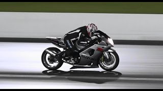 Watch SUZUKI GSXR 1000 9.77 @ 141 MPH Video
