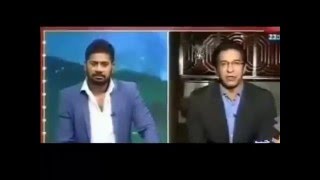 Watch Wasim Akram heckled on live indian TV show 2016/ Unknown people stop wasim akram during interview Video