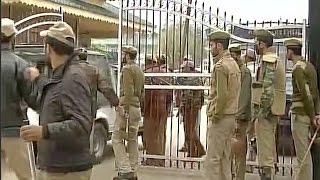 Watch CRPF deployed at NIT Srinagar campus after clashes: NIT Srinagar Unrest Video