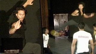 Watch Tiger Shroff's LIVE Stunt Performance On Stage - Baaghi - Shraddha Kapoor Video