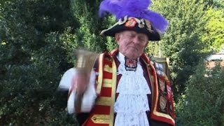 Watch Britain's Royalists Look Forward to Queen's 90th Video